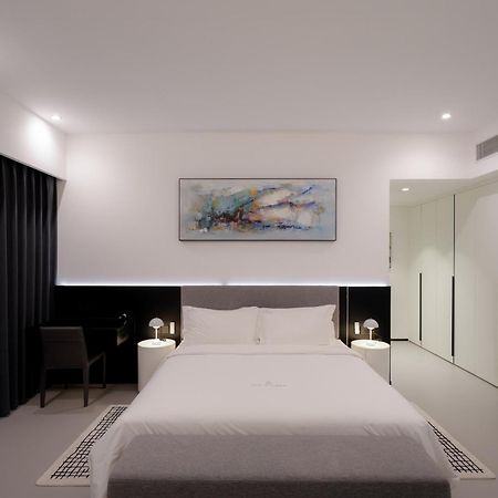 One Riviera Hotel And Residences Ban Souanmone Eksteriør billede